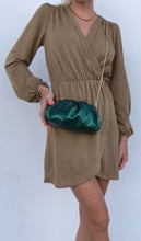 Load image into Gallery viewer, Beatrice Leather Clutch Green