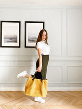 Load image into Gallery viewer, Mustard Tote Handbag